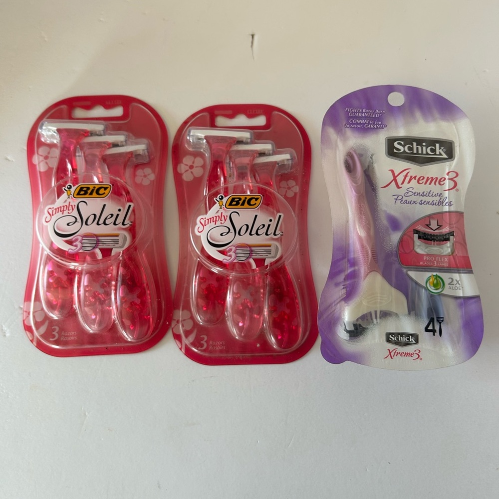 Women 3 Pack Razors new